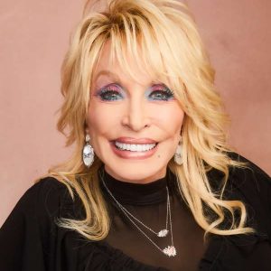 Dolly Parton x Kendra Scott Ari Heart Silver Short Pendant Necklace - alternate view
